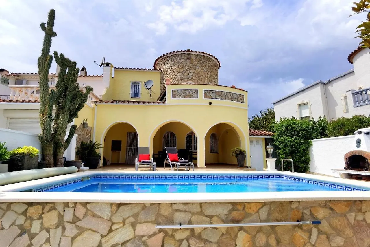 Leon Inmo Casa Ingrid - 11491 Villa Empuriabrava