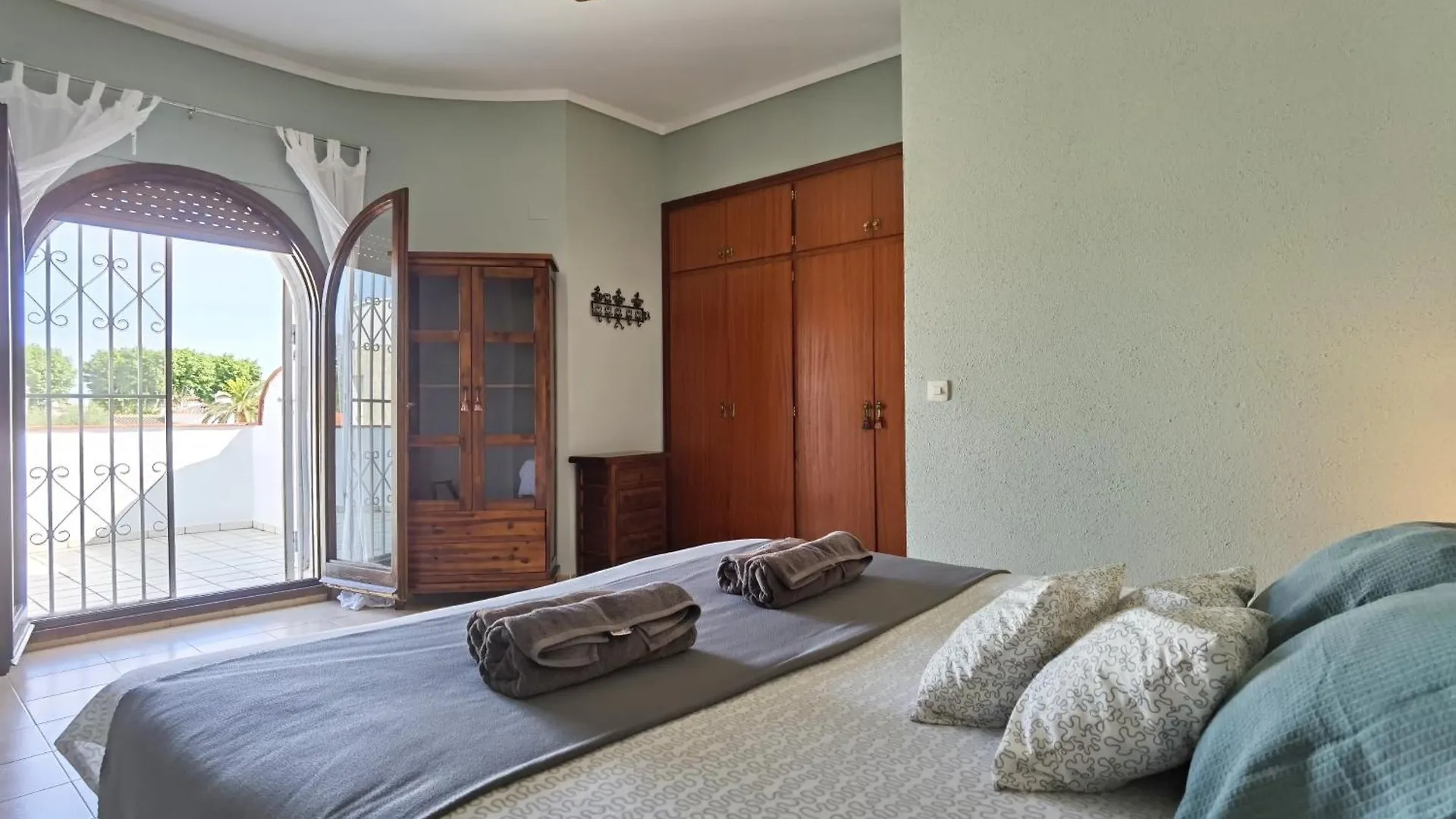 Leon Inmo Casa Ingrid - 11491 Villa Empuriabrava