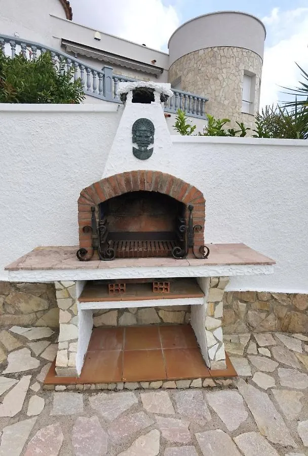 Willa Leon Inmo Casa Ingrid - 11491 Empuriabrava 0*,  Hiszpania